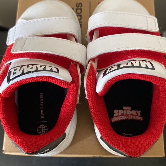 Adidas GRAND COURT Spider-Man CF - Picture 6 of 6